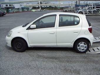 2002 Toyota Vitz Pictures