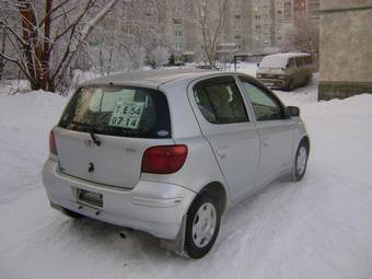 2002 Toyota Vitz Pictures