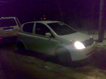 2002 Toyota Vitz Pictures