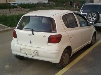 2002 Toyota Vitz Pictures