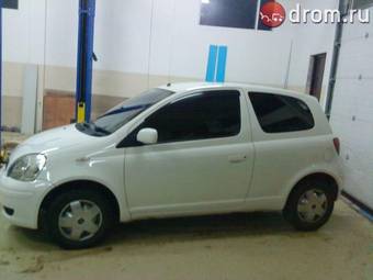 2002 Toyota Vitz Pictures