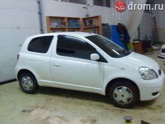 2002 Toyota Vitz Pictures