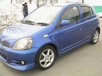 2002 Toyota Vitz Pictures