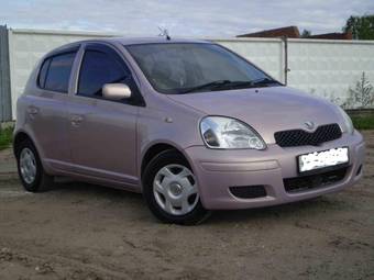 2002 Toyota Vitz Pictures