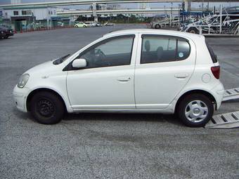 2002 Toyota Vitz Pictures
