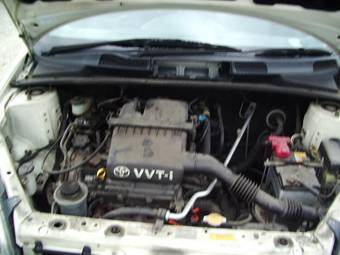 2002 Toyota Vitz Pictures