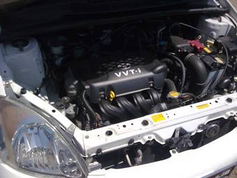 2002 Toyota Vitz Pictures
