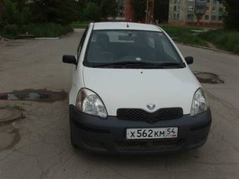 2002 Toyota Vitz Pictures