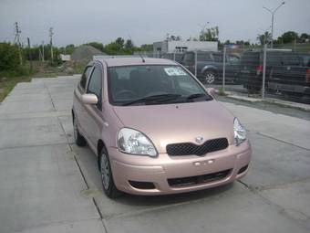 2002 Toyota Vitz Pictures