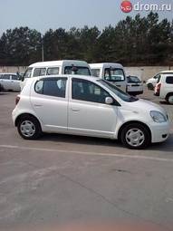2002 Toyota Vitz Pictures