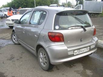 2002 Toyota Vitz Pictures