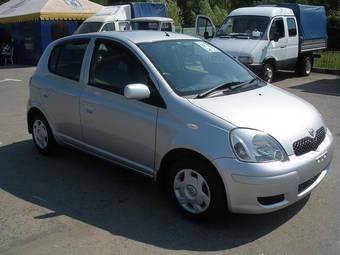 2002 Toyota Vitz Pictures