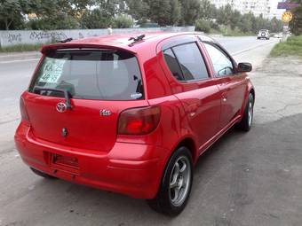 2002 Toyota Vitz Photos