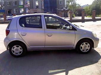 2002 Toyota Vitz Pictures