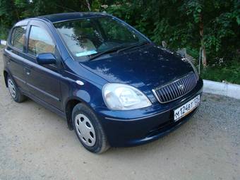 2002 Toyota Vitz Pictures