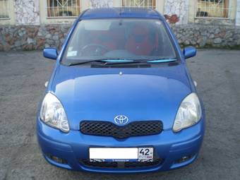 2002 Toyota Vitz Pictures