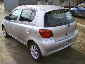 2002 Toyota Vitz Pictures