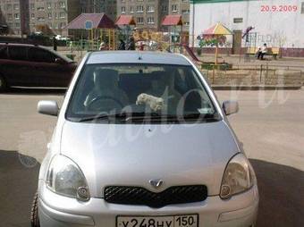 2002 Toyota Vitz Photos