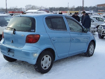 2003 Vitz