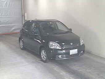 2003 Toyota Vitz