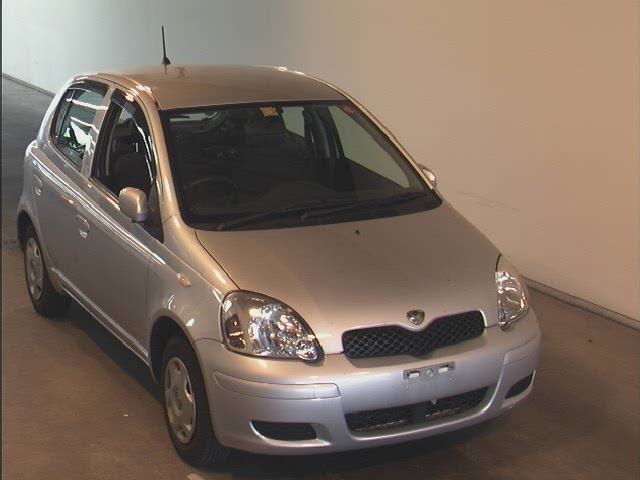 2003 Toyota Vitz