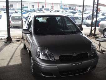 2003 Toyota Vitz