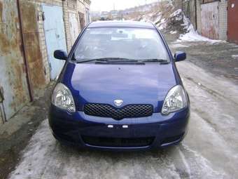 2003 Toyota Vitz