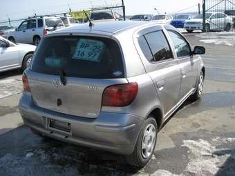 2003 Toyota Vitz