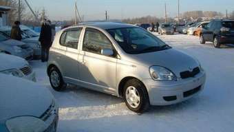 2003 Toyota Vitz