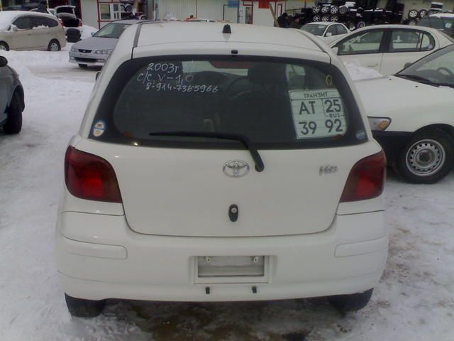 2003 Toyota Vitz