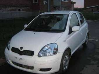 2003 Toyota Vitz