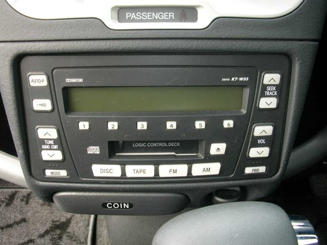 2003 Toyota Vitz