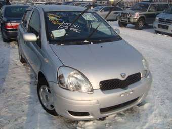 2003 Toyota Vitz