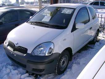 2003 Toyota Vitz