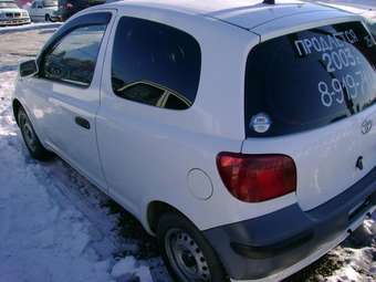 2003 Vitz