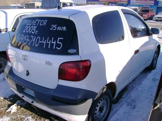 2003 Toyota Vitz