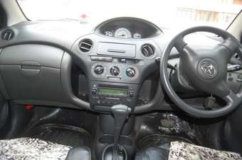 2003 Toyota Vitz