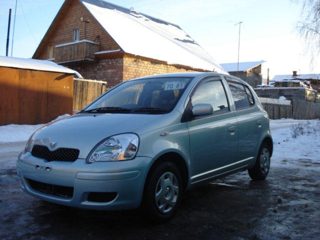 2003 Toyota Vitz