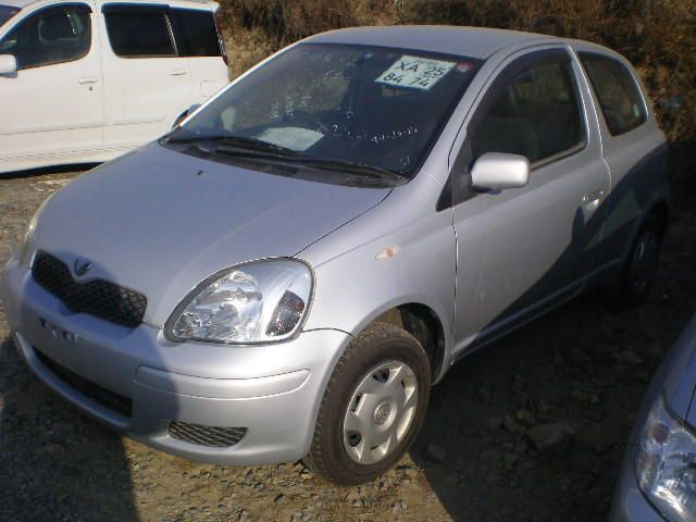 2003 Toyota Vitz