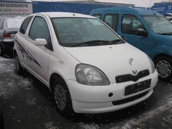 2003 Toyota Vitz