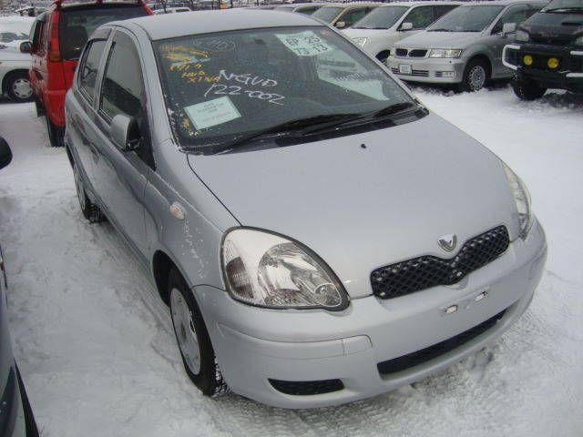 2003 Toyota Vitz