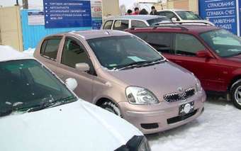 2003 Toyota Vitz