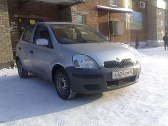 2003 Toyota Vitz