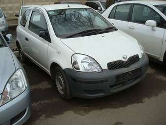 2003 Toyota Vitz