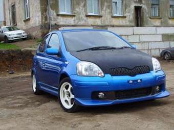 2003 Vitz