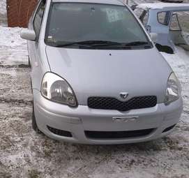 2003 Toyota Vitz