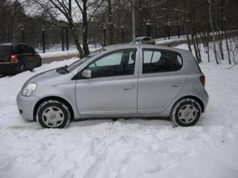 2003 Vitz