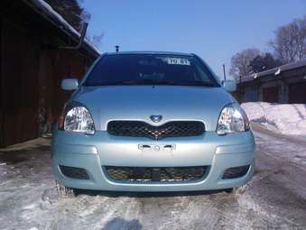 2003 Toyota Vitz