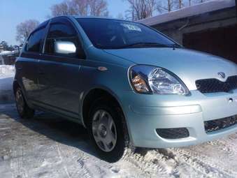 2003 Vitz