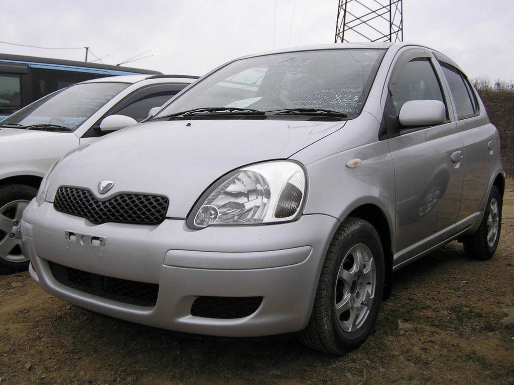 2003 Toyota Vitz